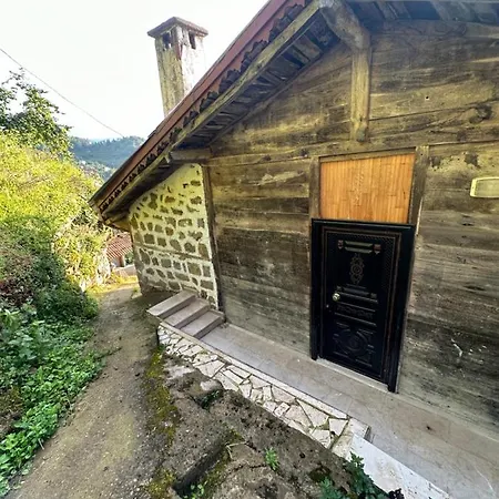 Chalet أوزونغول Uzongol Fotinos Wooden Two Bedroom *
